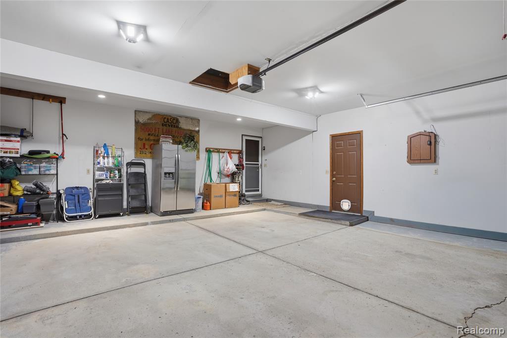 68345 Romeo Plank Road, Ray, MI — Photo 41