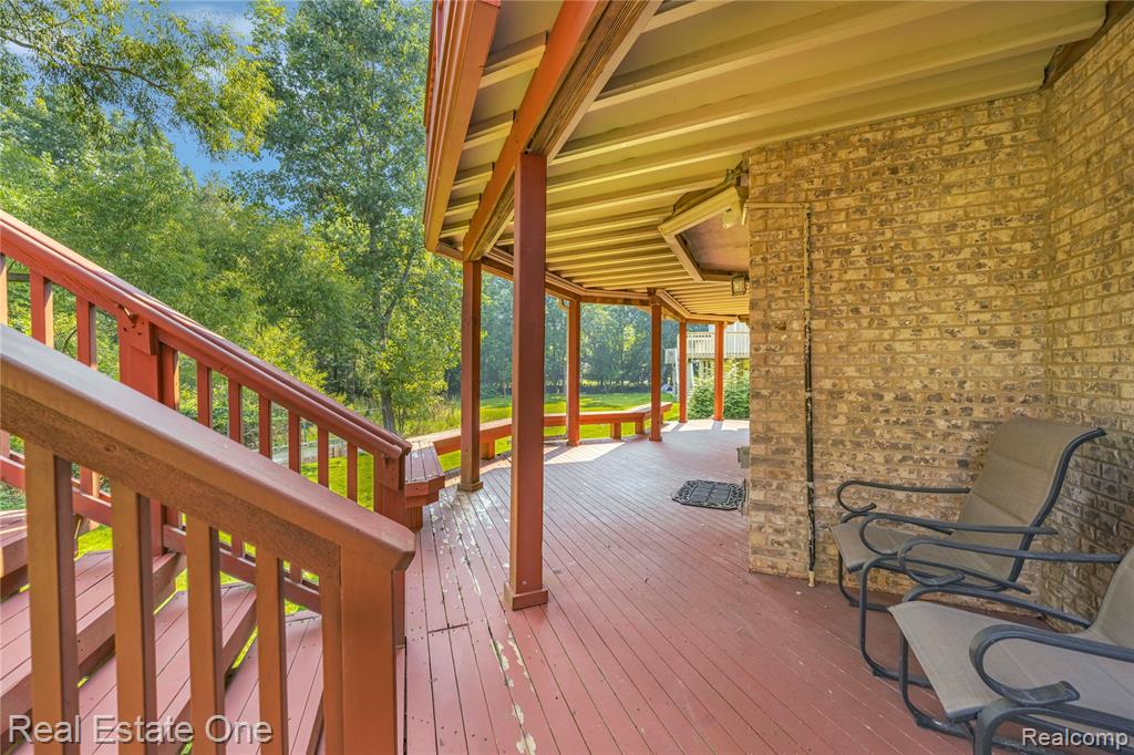 6210 Orchard Woods Drive, West Bloomfield, MI 48324 — Photo 59