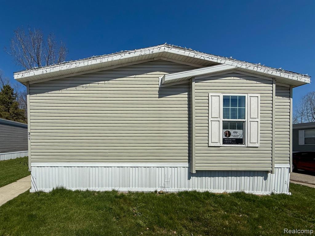 389 Rustic Lane N, Belleville, MI 48111 — Photo 22