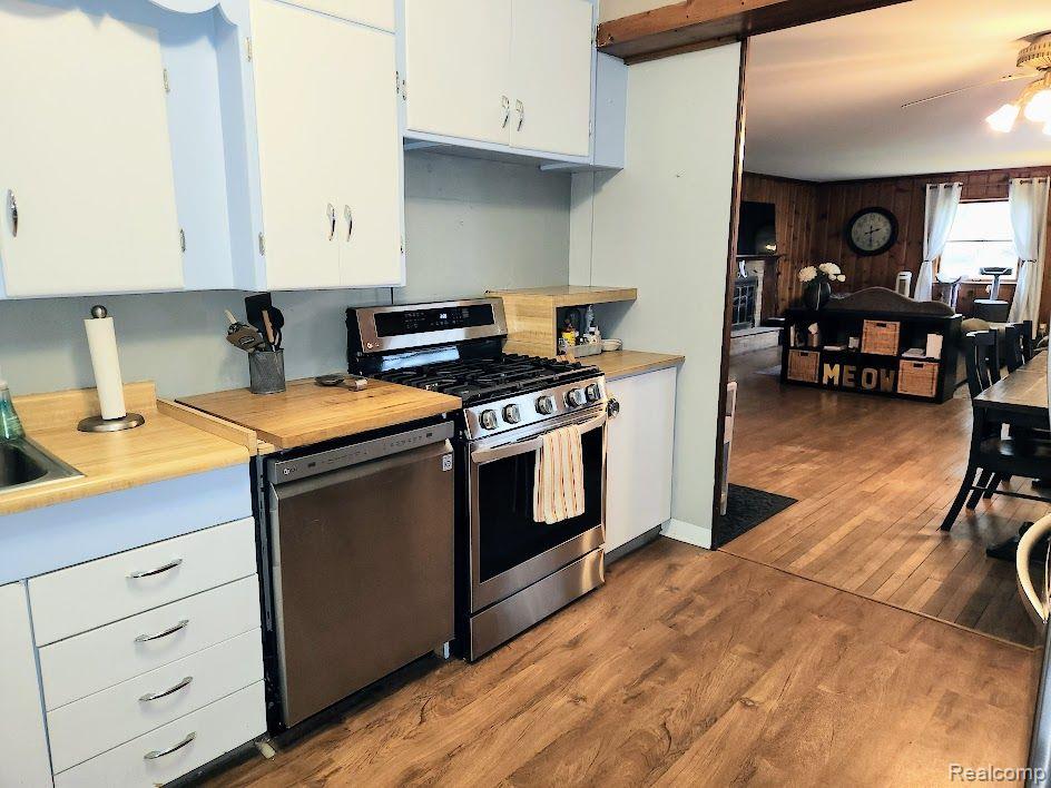 4464 FOREST Street, Leonard, MI 48367 — Photo 14