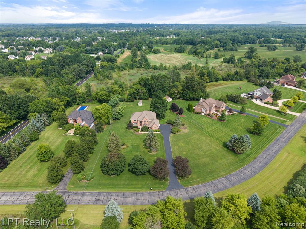 9968 Tuscany Valley Way, South Lyon, MI 48178 — Photo 62