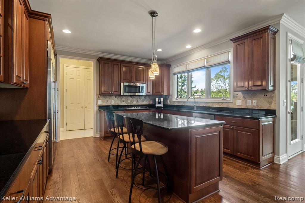 17421 Parkshore Drive, Northville, MI 48168 — Photo 14