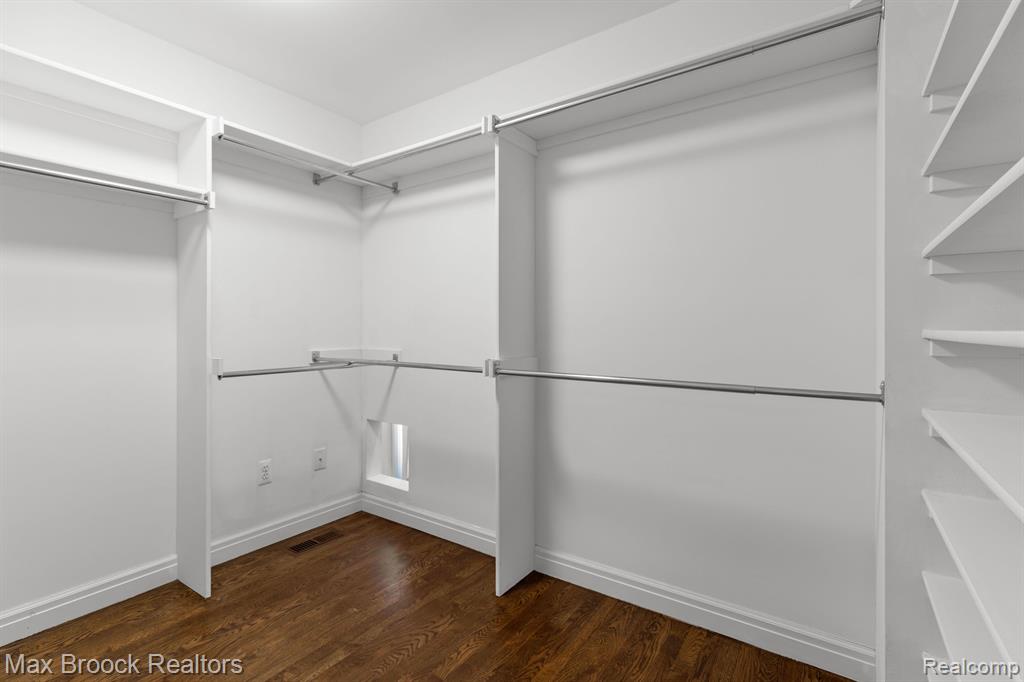 565 WESTBOURNE Drive, Bloomfield Hills, MI 48301 — Photo 14