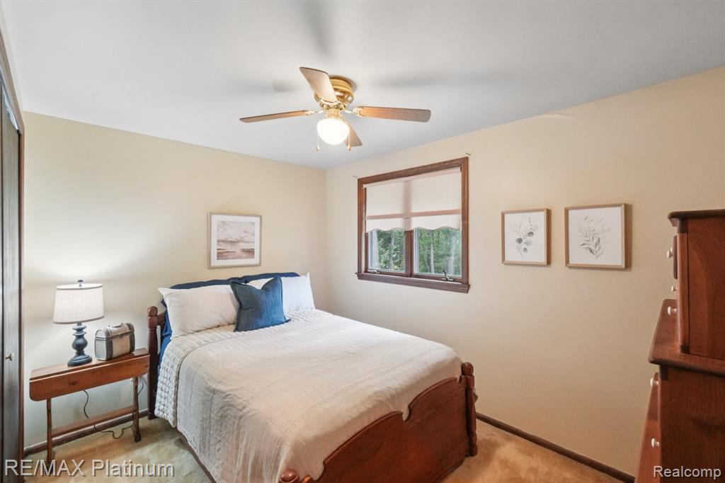 2581 Pepper Court, Hartland, MI 48353 — Photo 16