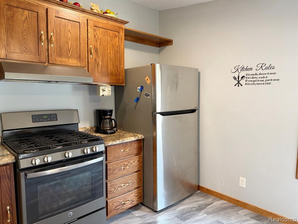 10472 N ATHEY Avenue, Harrison, MI 48625 — Photo 8