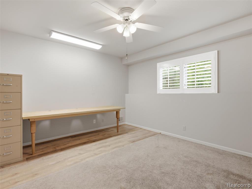 6346 Squire Lake Drive, Flushing, MI 48433 — Photo 13