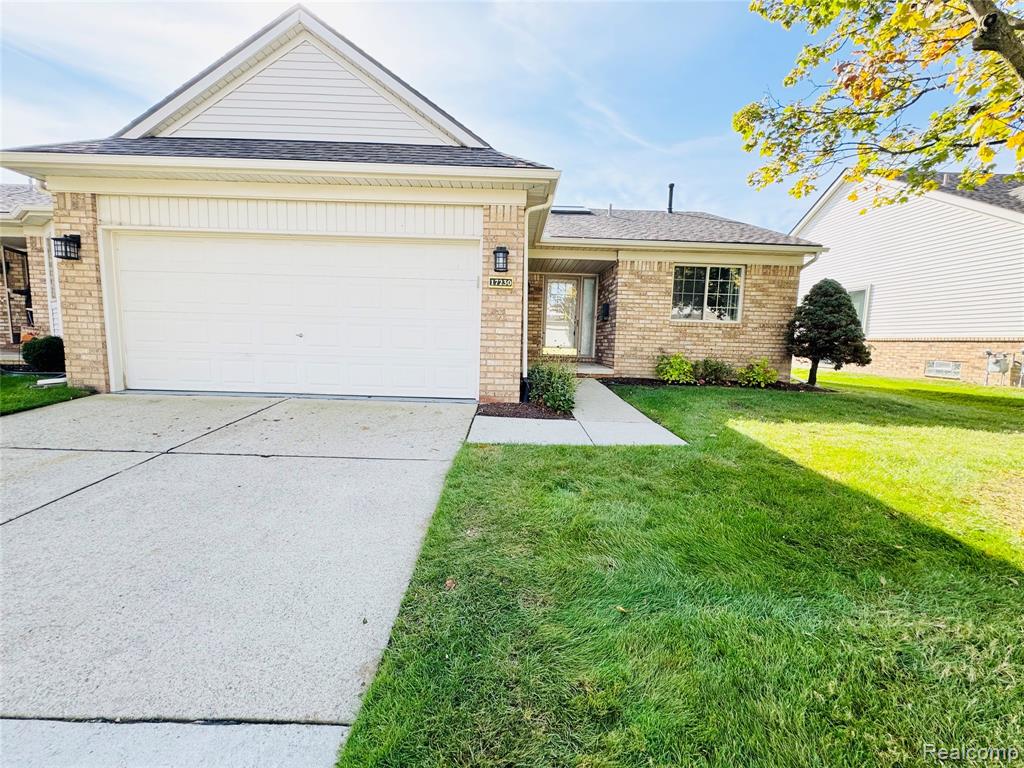 17230 Mayfield Drive, Macomb, MI 48042