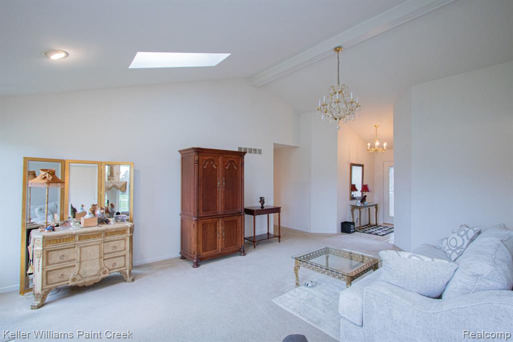 47466 S FORK Drive, Macomb, MI 48044 — Photo 9