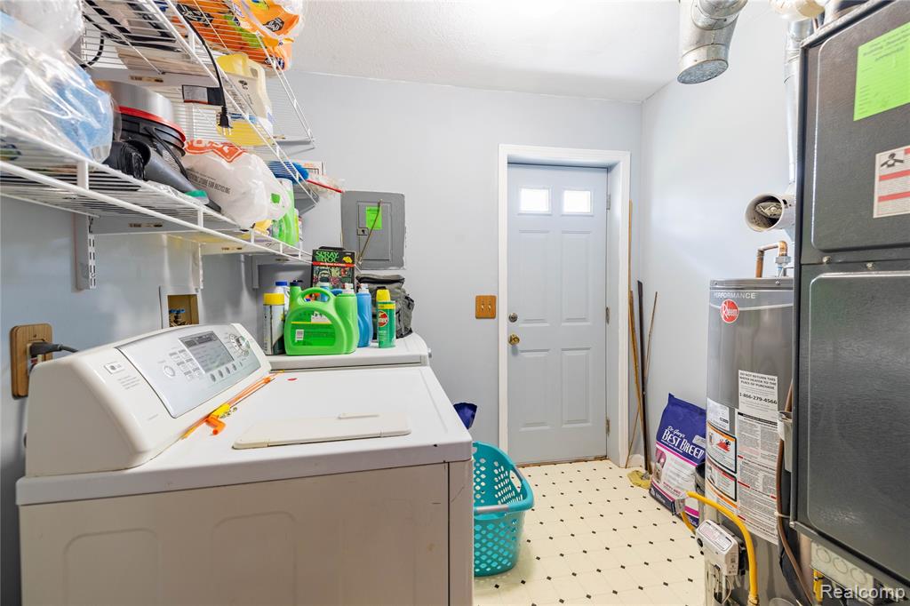 7522 Sovey Drive, Newport, MI 48166 — Photo 21