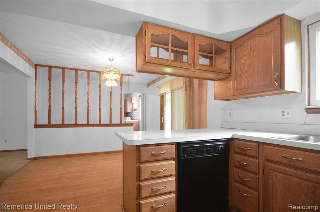 500 Keddle Road, Howell, MI 48843 — Photo 14