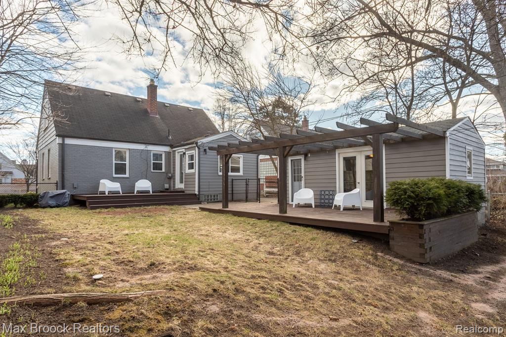 850 W LINCOLN Street, Birmingham, MI 48009 — Photo 25