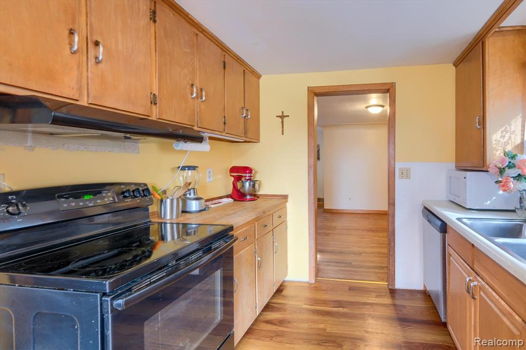 5946 Hart Road, Vassar, MI 48768 — Photo 12
