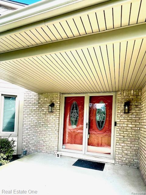 5158 Allison Drive, Troy, MI 48085 — Photo 2
