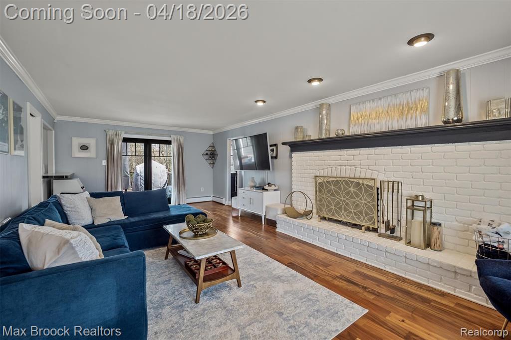 7359 Coach Lane, West Bloomfield, MI — Photo 30