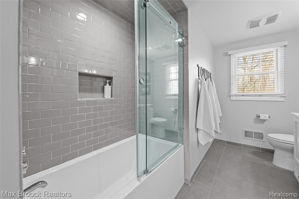 5275 Brookdale Road, Bloomfield Hills, MI 48304 — Photo 55