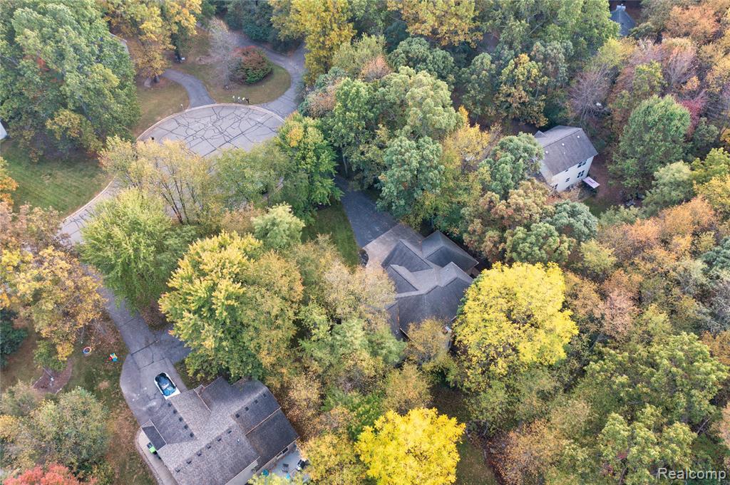 11410 Tall Shadows Court, Pinckney, MI 48169 — Photo 55