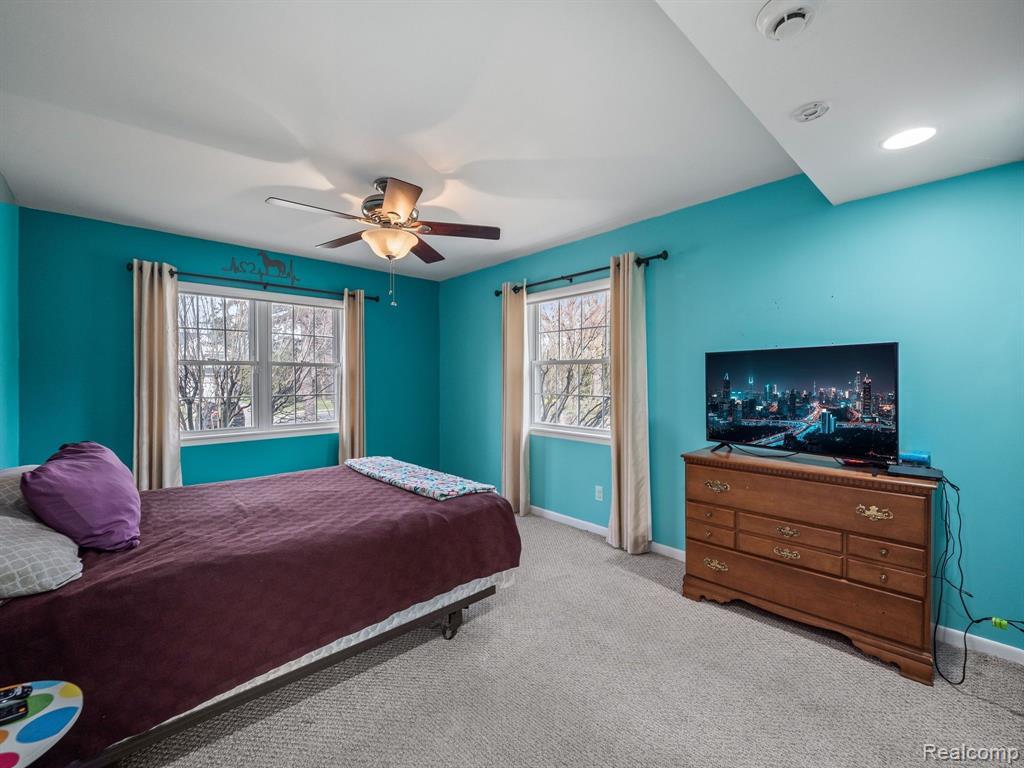 707 PINE TREE Road, Lake Orion, MI 48362 — Photo 23