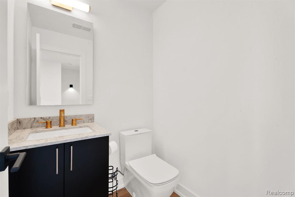 246 Edmund Place, Detroit, MI 48201 — Photo 28