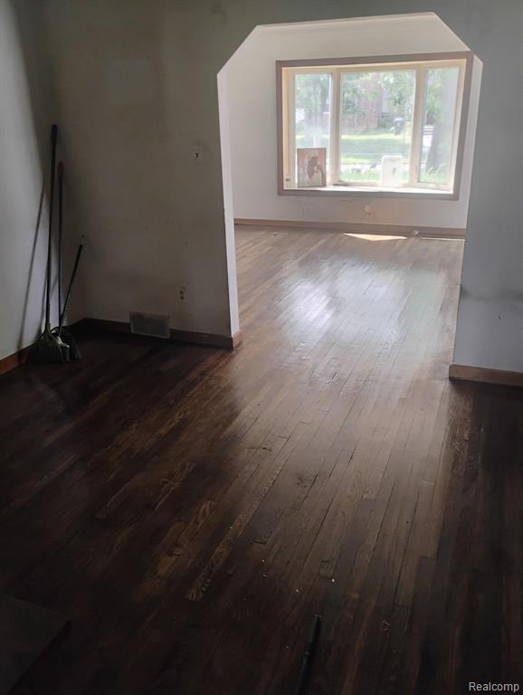 10346 Lakepointe Street, Detroit, MI 48224 — Photo 16