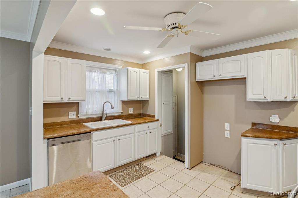 7853 Robinson Avenue, Allen Park, MI 48101 — Photo 22