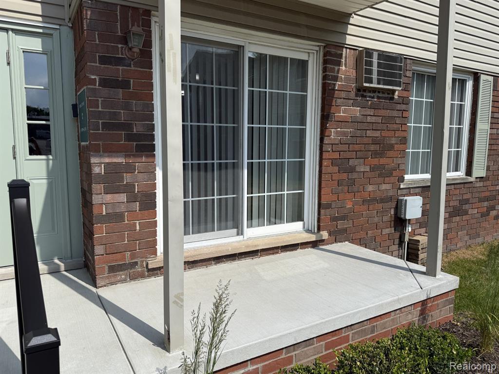 8162 24 Mile Rd, Shelby Twp, MI 48316 — Photo 14