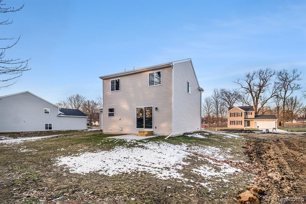 207 Kingsberry Drive, Blissfield, MI 49228 — Photo 23