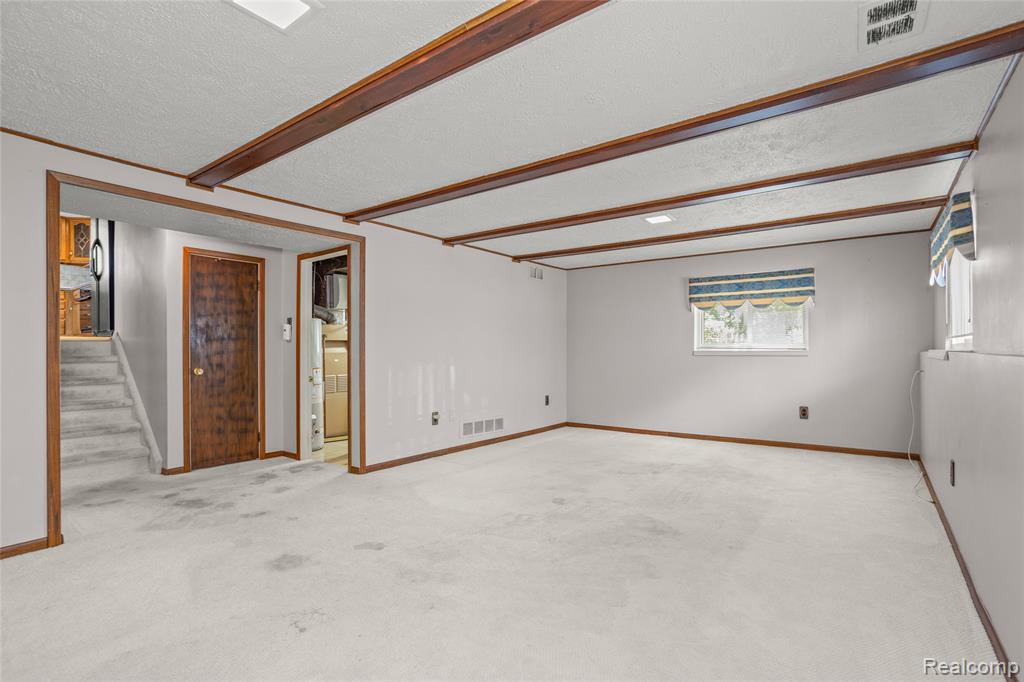 31792 Lafler Drive, Rockwood, MI — Photo 14