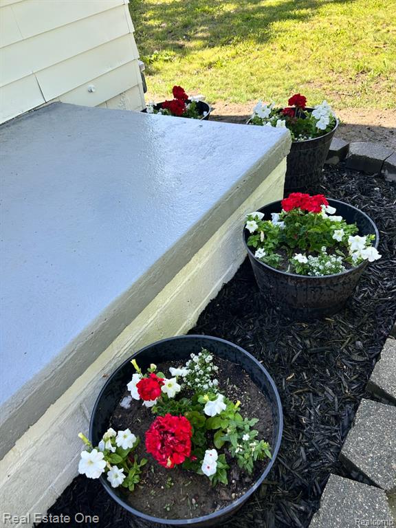 2075 Deering Street, Garden City, MI — Photo 61