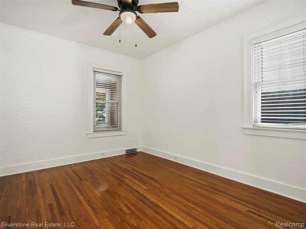 800 N EDISON Avenue, Royal Oak, MI 48067 — Photo 24