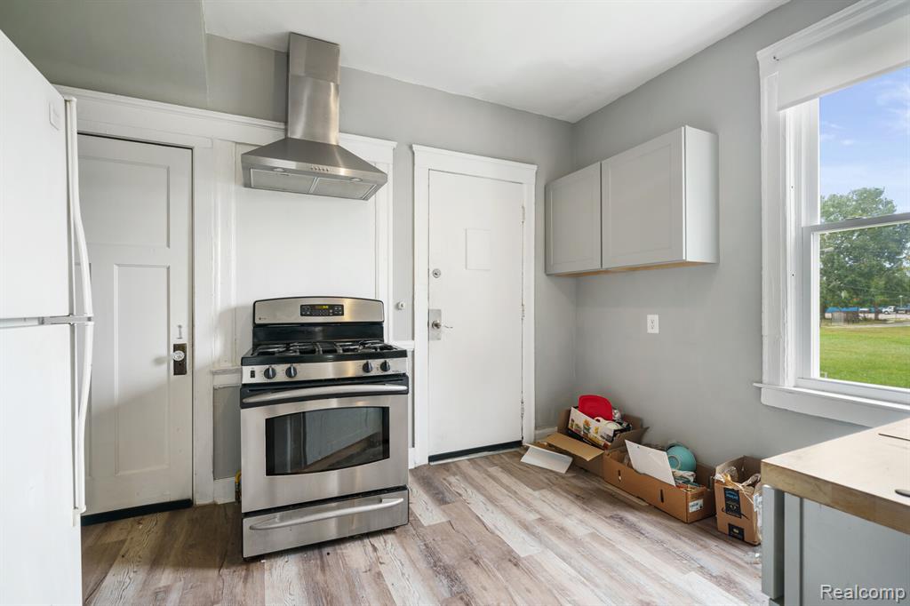 846 E Grand Boulevard, Detroit, MI 48207 — Photo 13