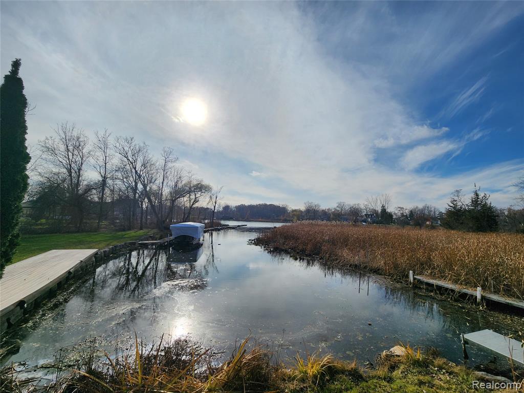 4773 Chipman Drive, Waterford, MI 48327 — Photo 4
