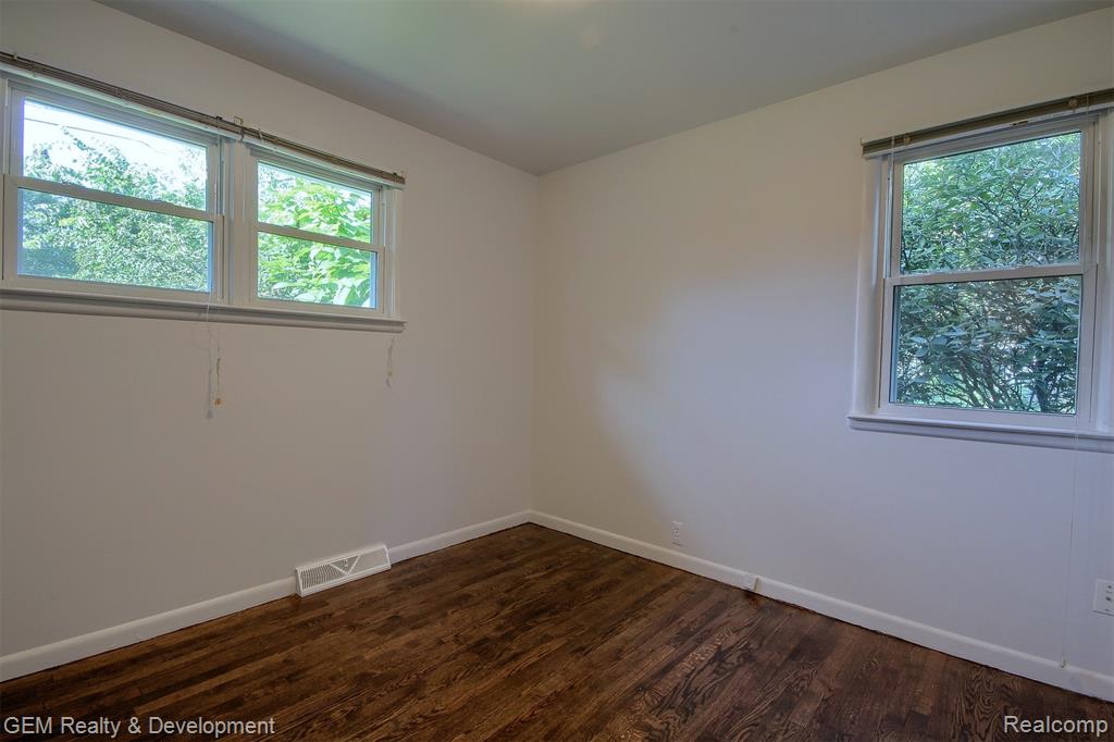 545 WING Street, Plymouth, MI 48170 — Photo 13