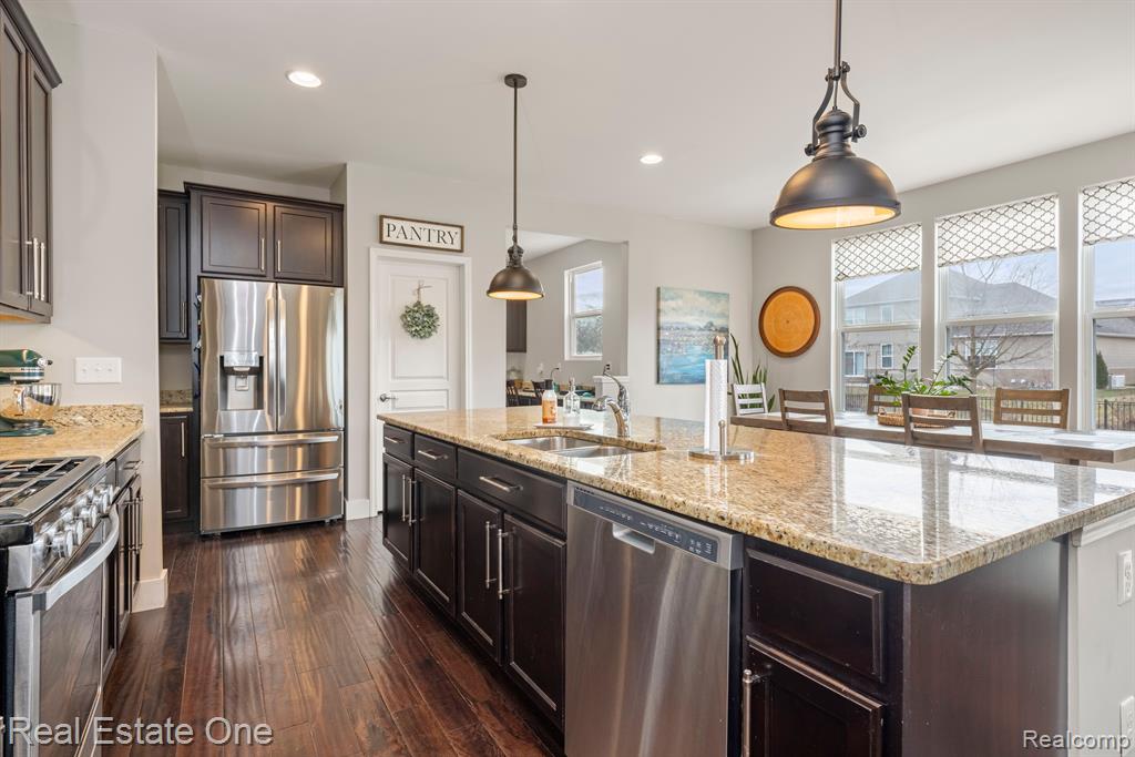 49159 Gaviota Lane, Macomb, MI 48044 — Photo 12