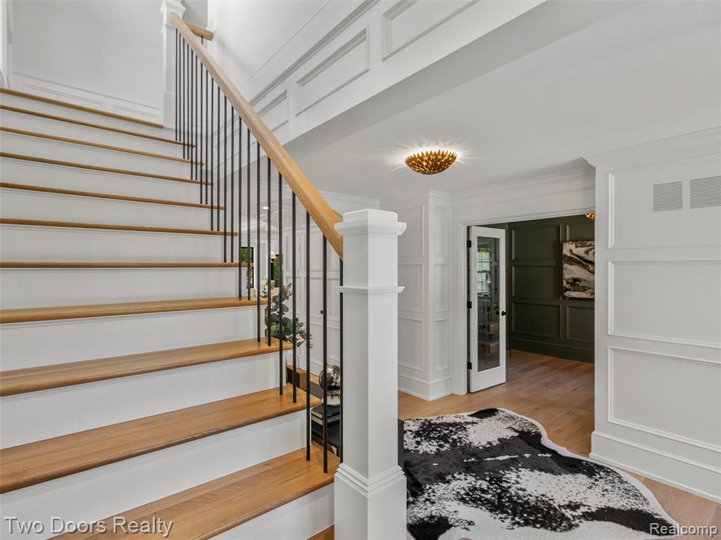 820 OAKRIDGE Avenue, Royal Oak, MI 48067 — Photo 32