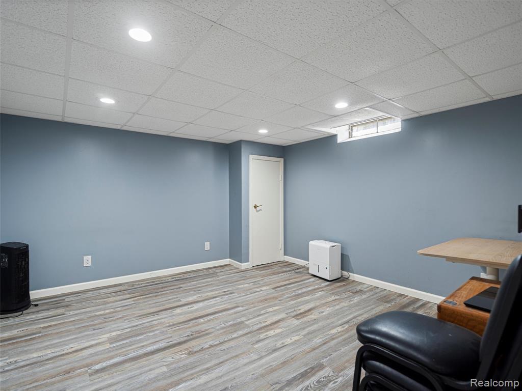 4971 Chadbourne Drive, Sterling Heights, MI 48310 — Photo 42