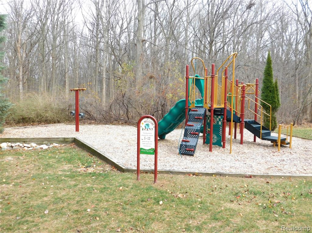 44872 Marigold Drive, Sterling Heights, MI 48314 — Photo 27