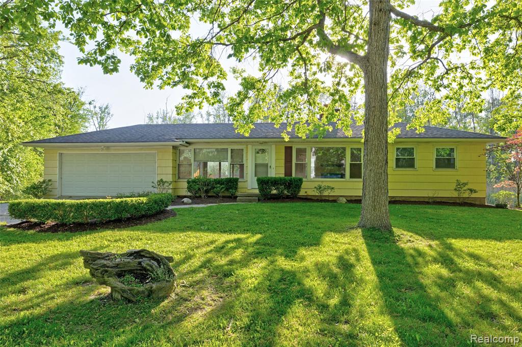 5890 Grange Hall Road, Holly, MI 48442 — Photo 55