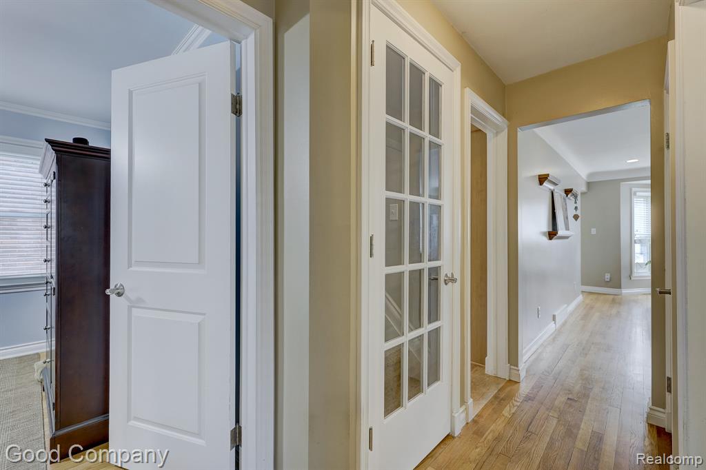 924 Marywood Drive, Royal Oak, MI 48067 — Photo 21