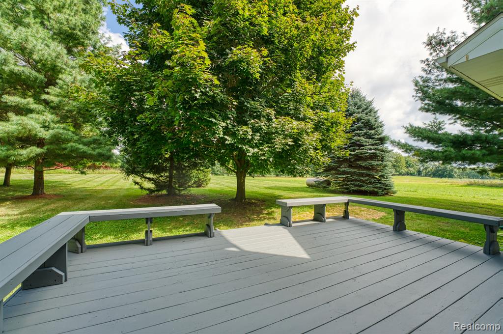 11660 BELL OAK Road, Webberville, MI 48892 — Photo 41