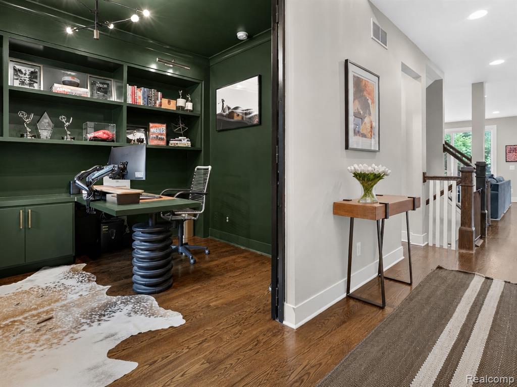 15844 Kirkshire Avenue, Beverly Hills, MI 48025 — Photo 3