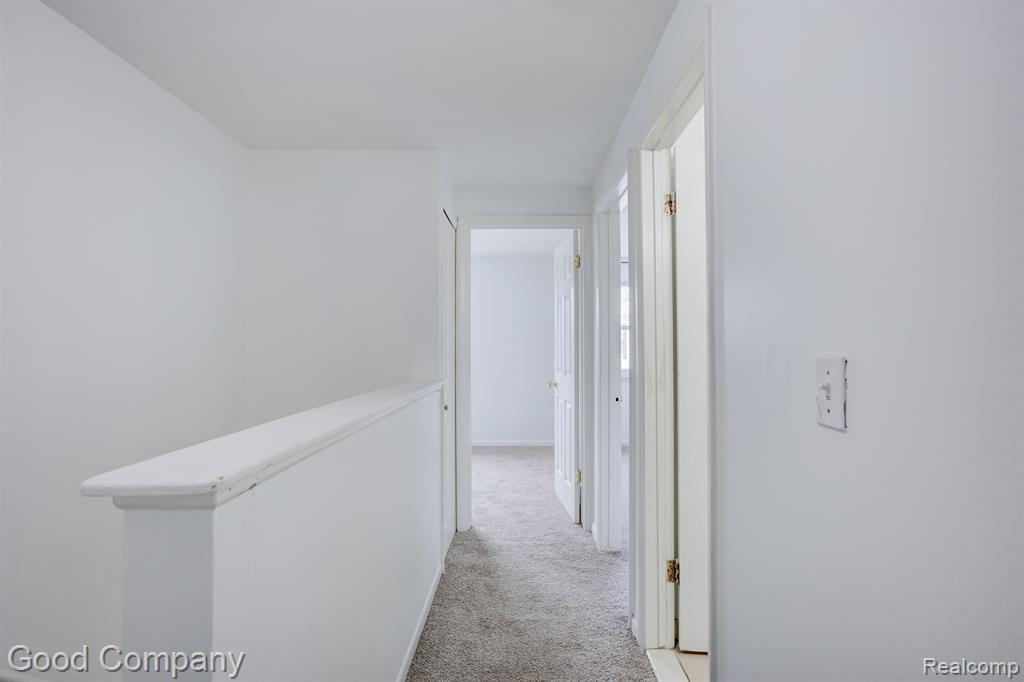 45756 KENSINGTON Street, 319, Utica, MI 48317 — Photo 13