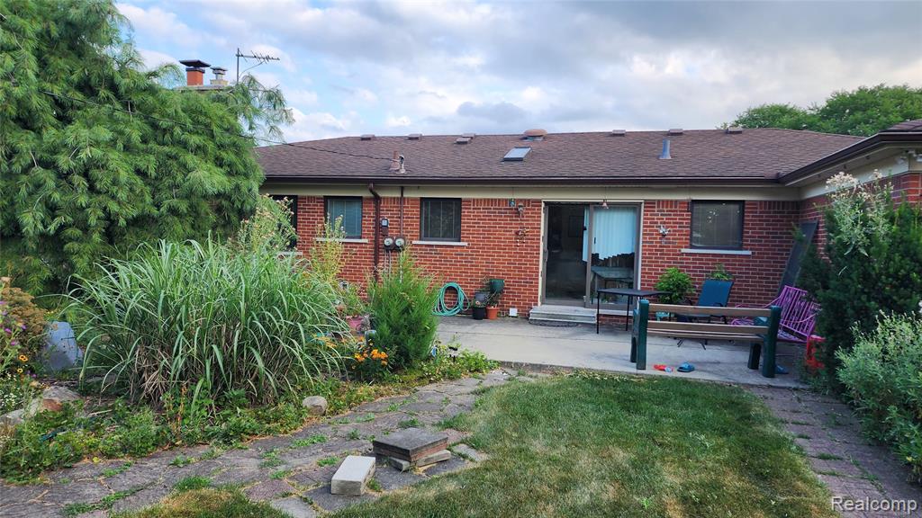 11219 Hanover Drive - Photo 5