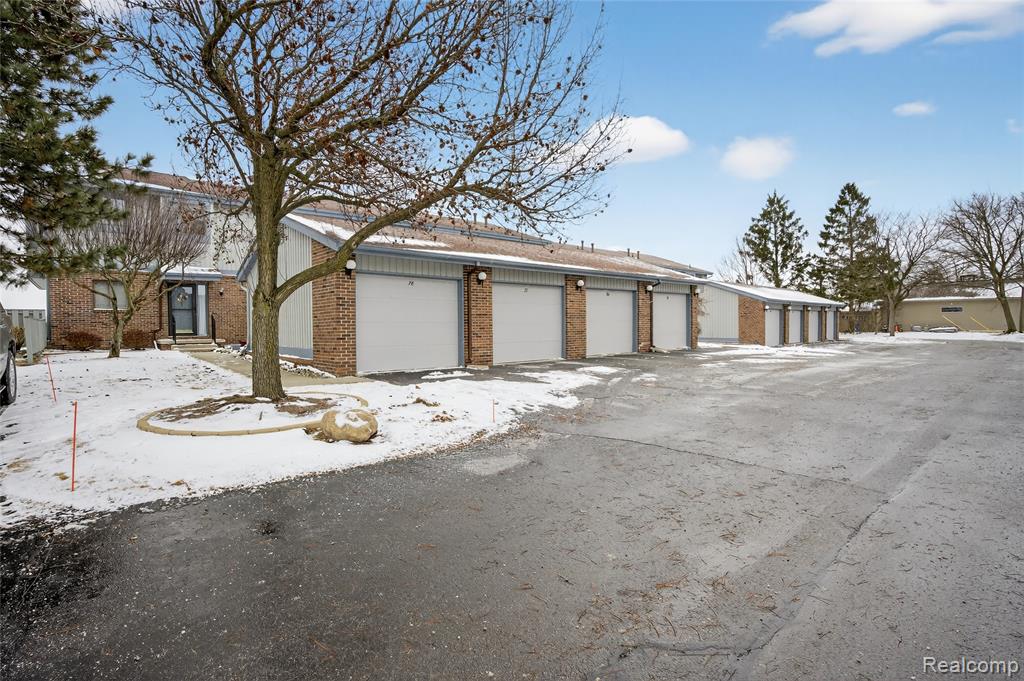 1715 River Road, 77, St. Clair, MI 48079 — Photo 2