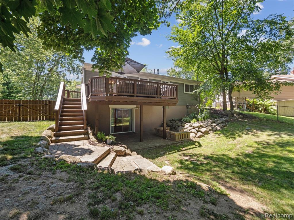 1480 Tellico Street, Wolverine Lake, MI 48390 — Photo 35