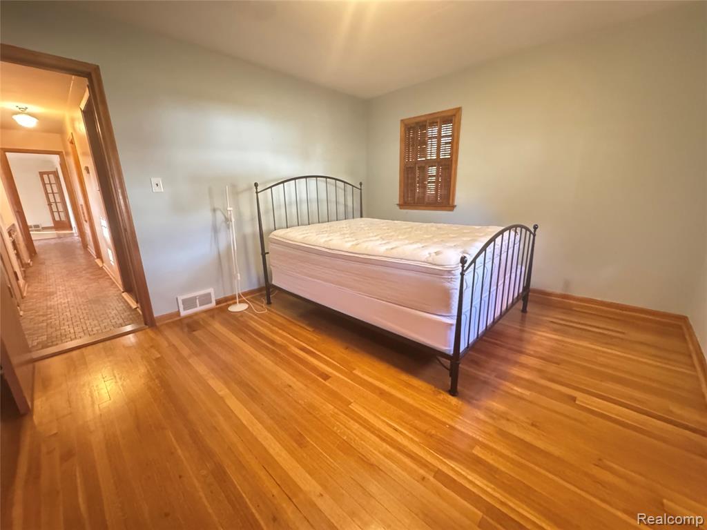 6 Danvers Lane, Dearborn, MI 48120 — Photo 16