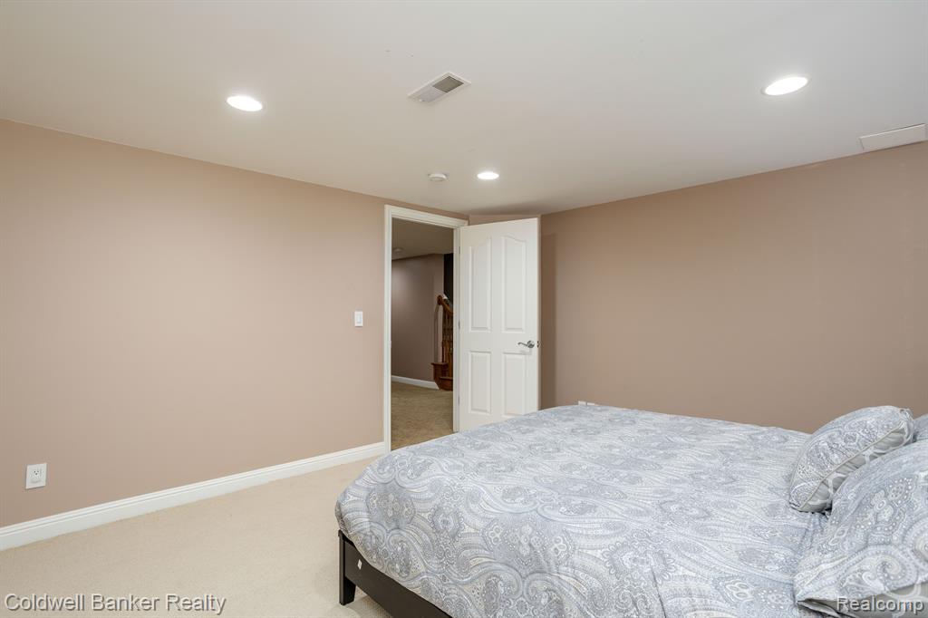 15260 MERION Court, Northville, MI 48168 — Photo 52