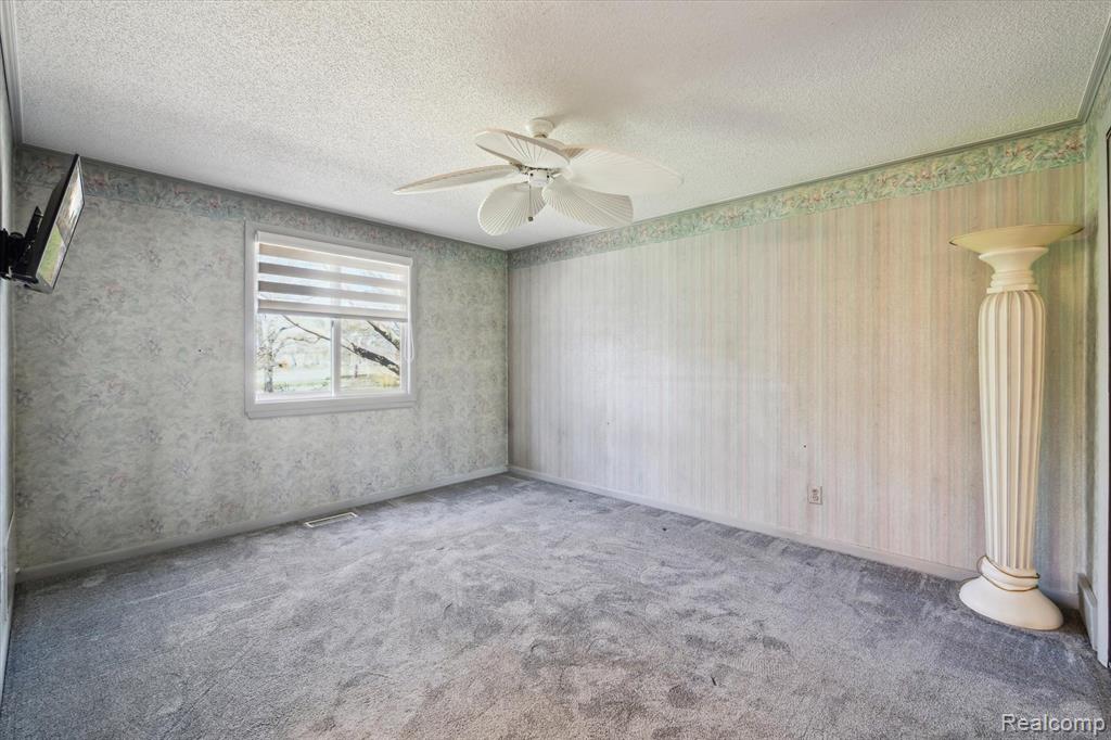 3958 NAPIER Road, Canton, MI 48187 — Photo 18