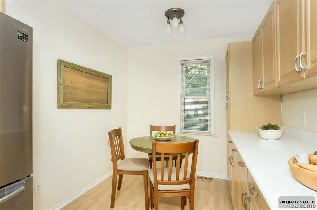 922 Butternut Avenue, Royal Oak, MI 48073 — Photo 6