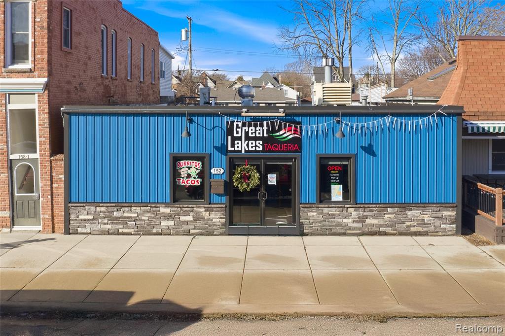 152 S Water Street S, Marine, MI