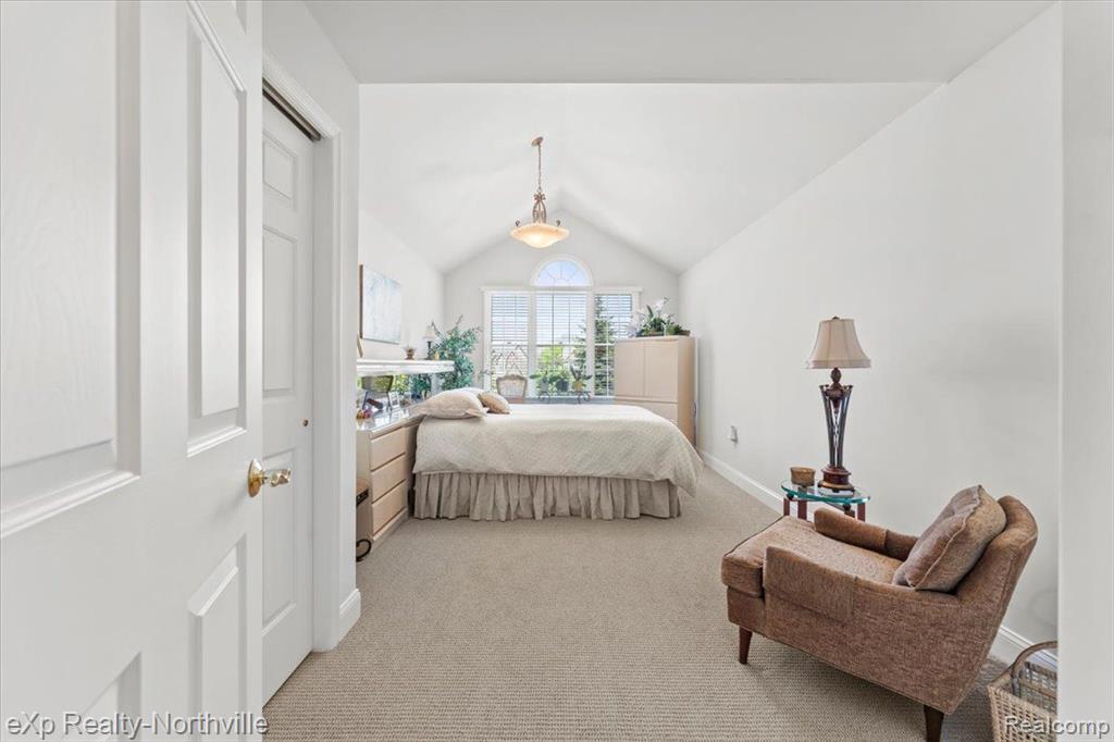 44593 BROADMOOR Circle N, Northville, MI 48168 — Photo 26